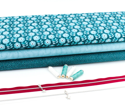 Preview: Baumwolle Emilie unregelmäßige Tupfen dunkles petrol (10 cm)